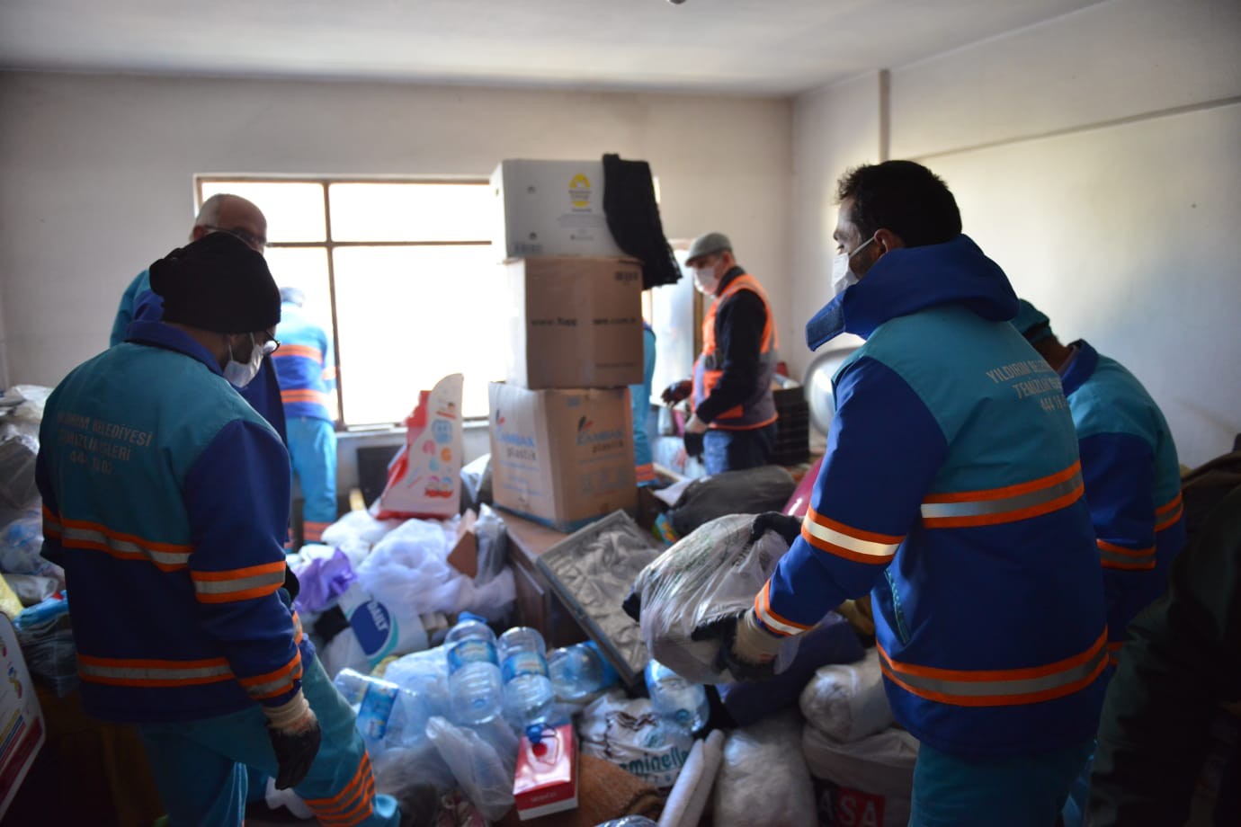 Yıldırım’da çöp ev mesaisi