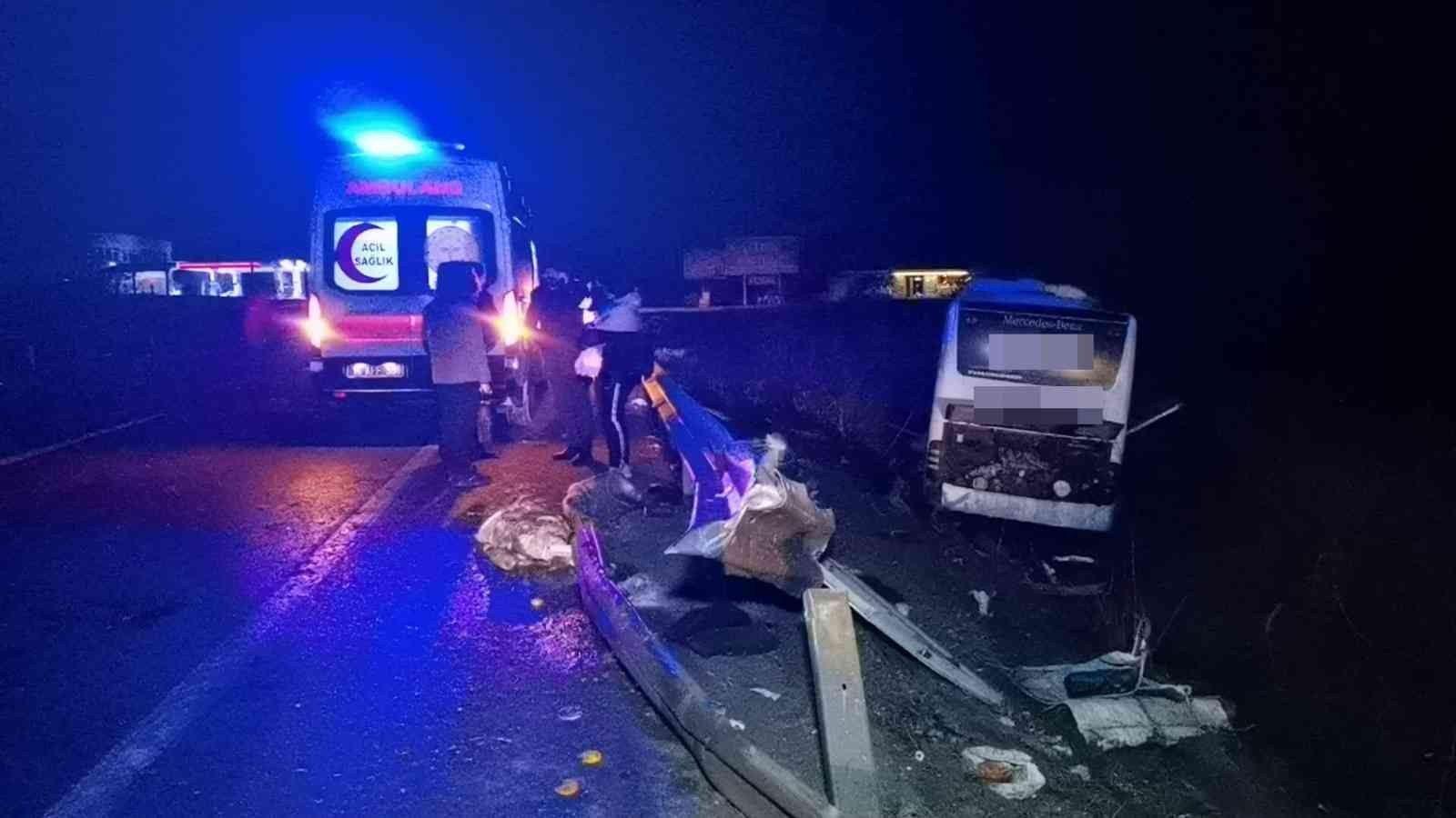 Bursa’da yolcu otobüsü tarlaya uçtu! Çok sayıda yaralı var…