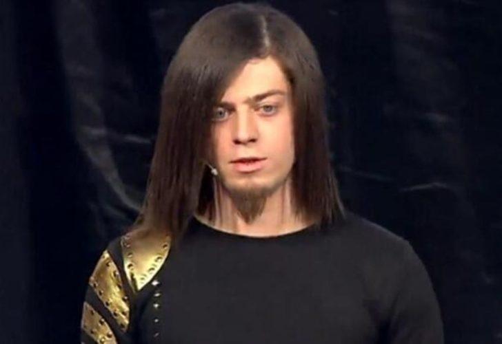 Yetenek Sizsiniz Türkiye ile ünlenen Aref Ghafouri son haliyle şaşırttı! Yetenek Sizsiniz Türkiye ile ünlenen Aref Ghafouri son haliyle şaşırttı!