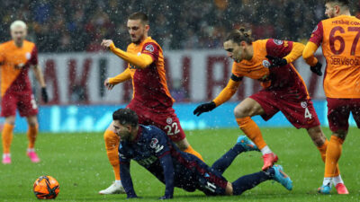 Galatasaray komadan çıkamıyor