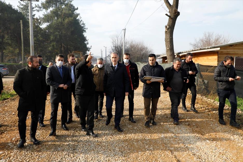 İnegöl’de arazi yolları konfora kavuşuyor