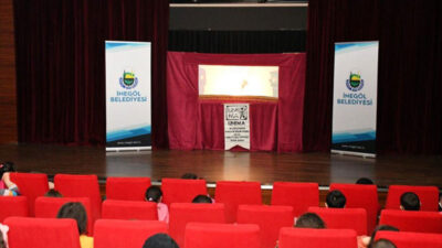 İnegöl’de sömestr Karagöz Hacivat ile renklendi