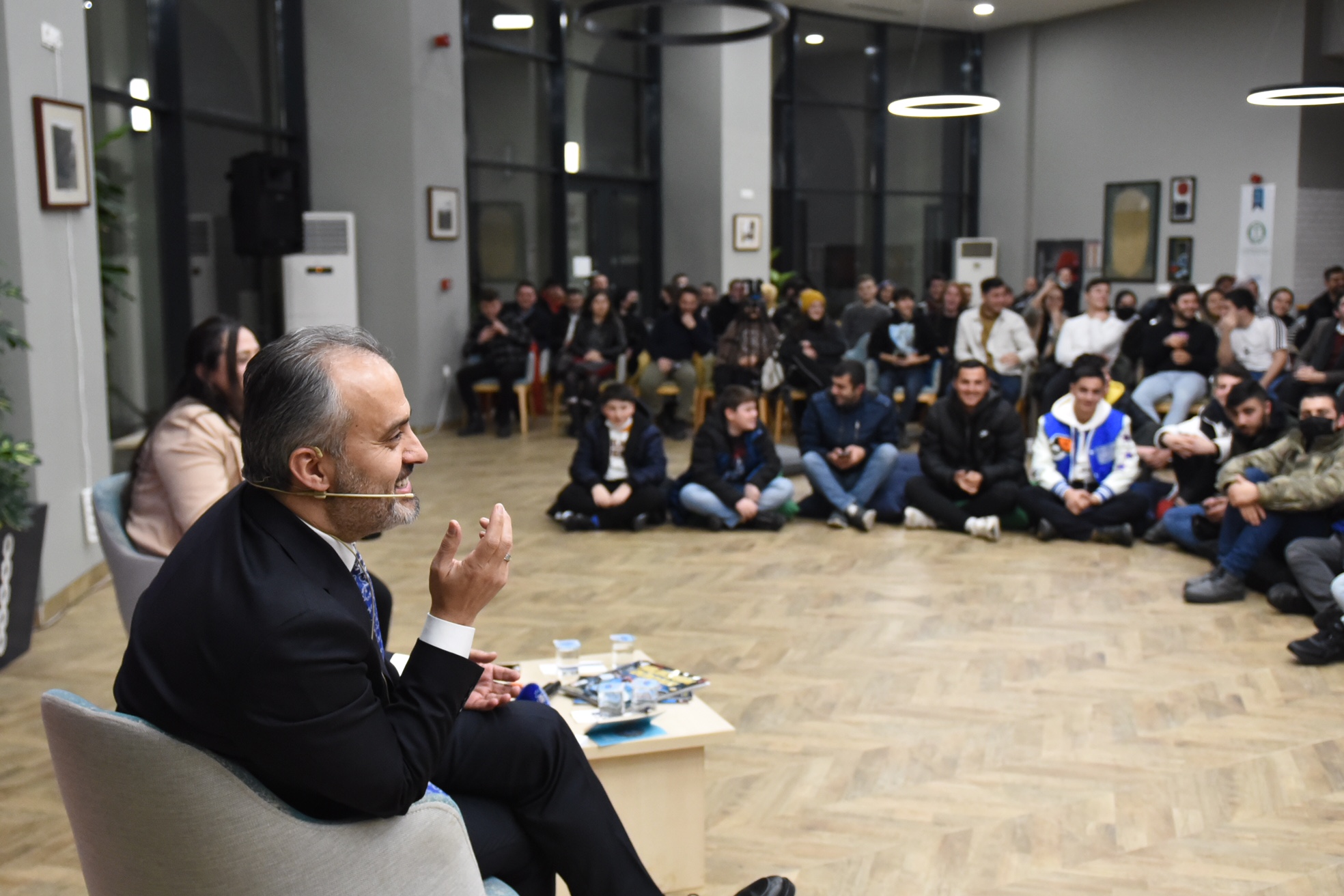 Aktaş’tan gençlere altın öğütler: Radarlarınız açık olsun