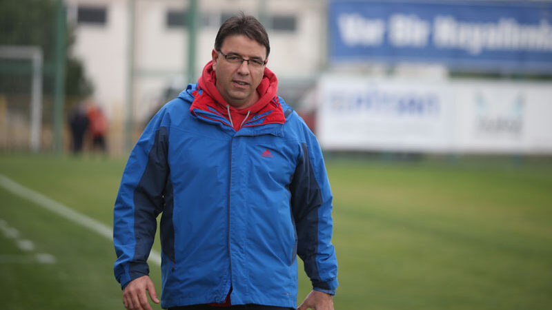 Bursa Yıldırımspor'da Teknik Direktör Fazlı Tan ile yolların ayrıldığı açıklandı.