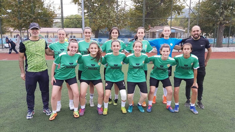 Soğanlıspor C Grubu’nda 2021-2022 sezonu Futbol Kadınlar 2.Ligi'nde gruplar belli oldu.