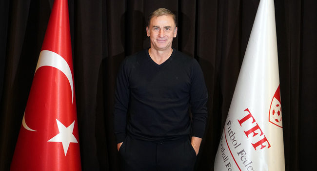 Stefan Kuntz: Burada bir sistem kurmak için çalışıyoruz Stefan Kuntz: Burada bir sistem kurmak için çalışıyoruz