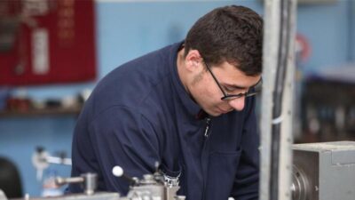 Resmi Gazete’de yayımlandı! Staj ücretine devlet katkısı 5 eğitim yılı uzatıldı