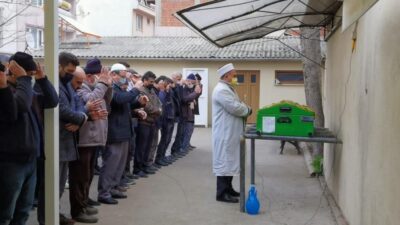 Bursa’da feci kazada can vermişti… Minik Ömer’e son görev