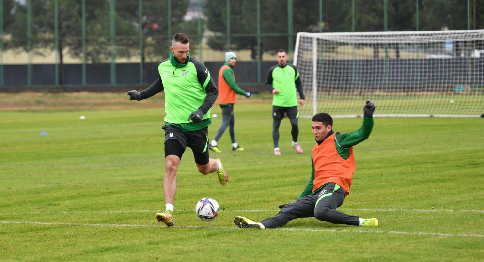 Bursaspor’da BB Erzurumspor maçı hazırlıkları sürüyor