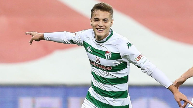 Bursaspor’dan Trabzonspor’a transfer olan Batuhan Kör’den flaş açıklamalar Bursaspor’dan Trabzonspor’a transfer olan Batuhan Kör’den flaş açıklamalar