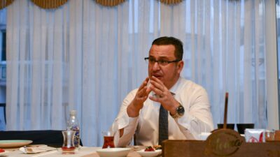 Başkan Kanar gazetecileri unutmadı