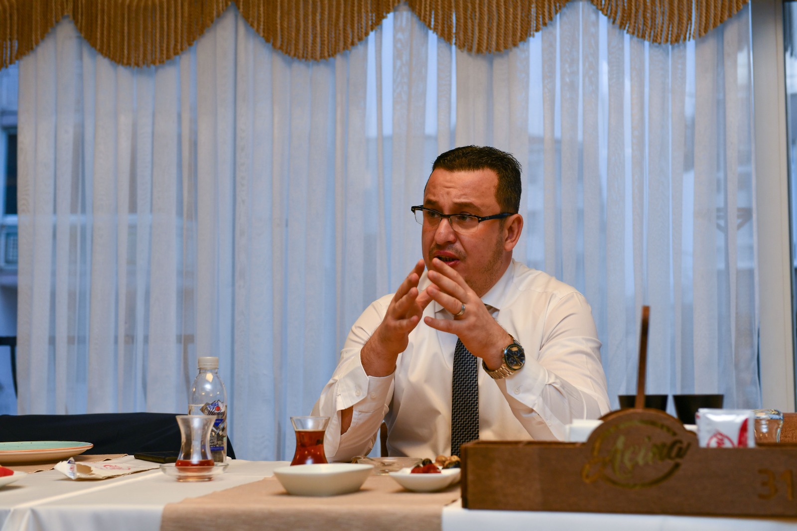 Başkan Kanar gazetecileri unutmadı