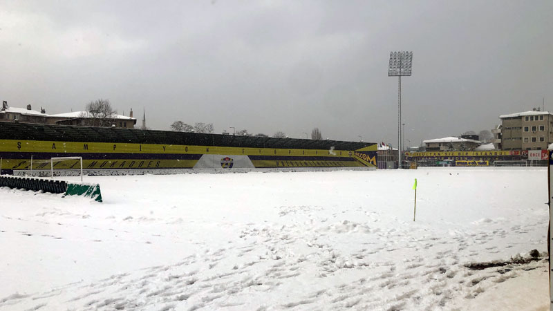 Bursaspor’un maçı yine ertelendi Bursaspor’un maçı yine ertelendi