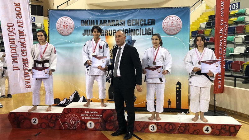 Osmangazi Belediyespor Judo Takımı sporcuları, Okullar Arası Gençler Judo Grup