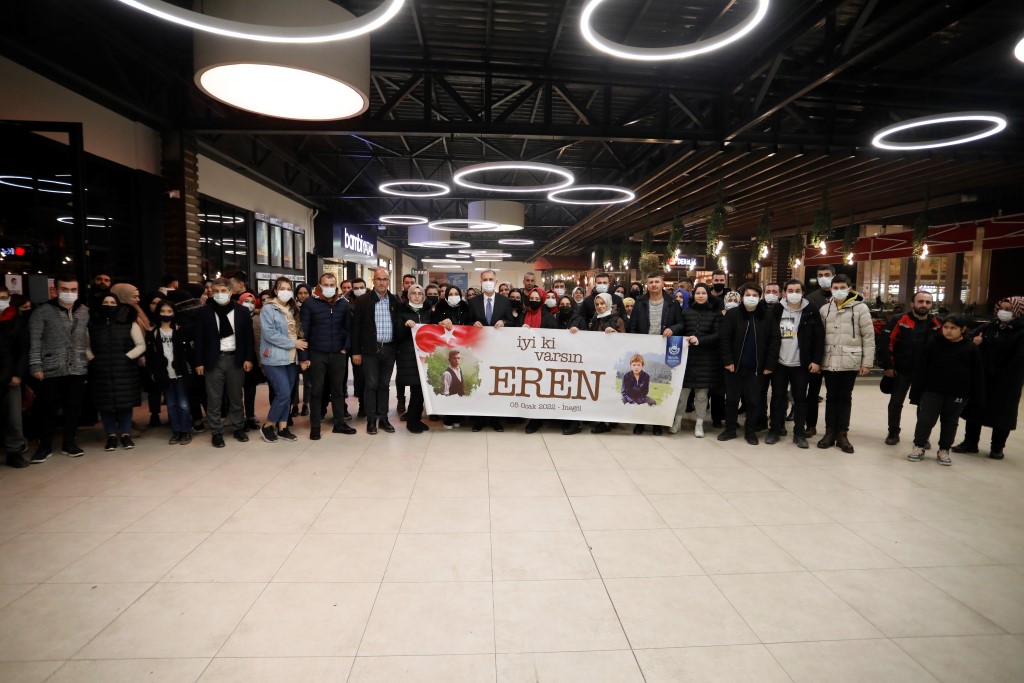 İnegöl Eren ile duygulandı! ‘İyi ki varsın Eren’