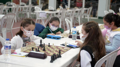 Bursa’da satranç heyecanı devam ediyor