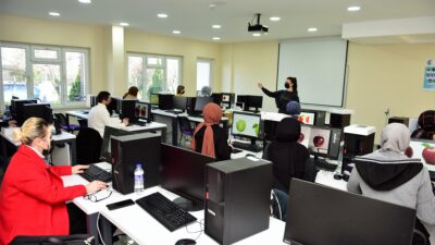 Yıldırım’da 2021 yılında 8 bin 496 kişiye yeni iş