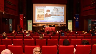 Yıldırım Belediyesi ve Büyükşehir Belediyesi sinemaseverleri 'Bir Film Bir Yönetmen