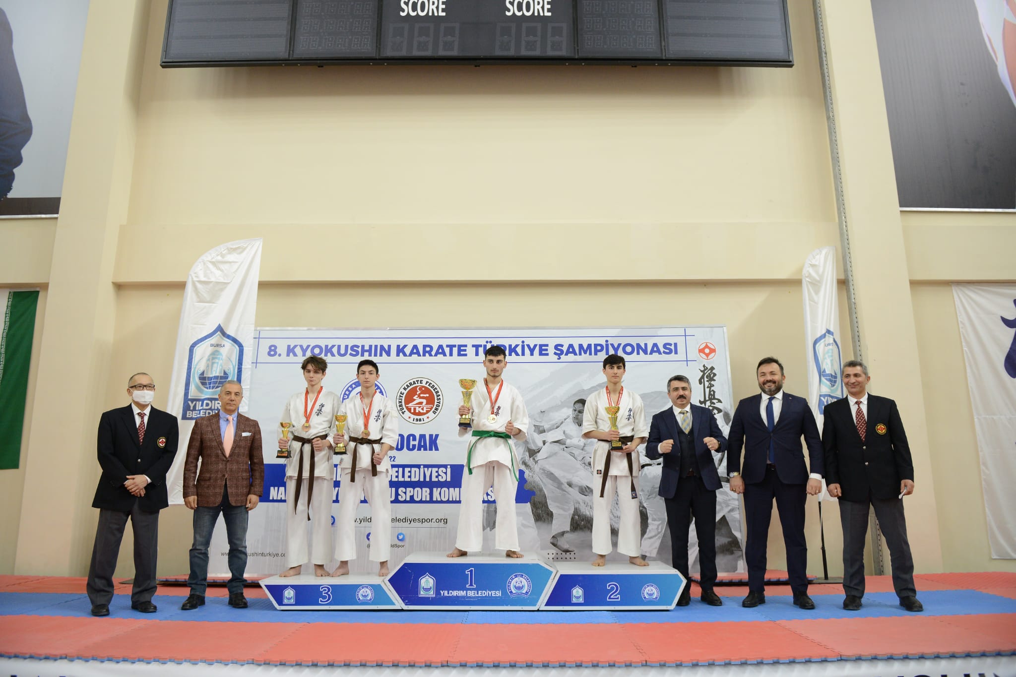 Yıldırım’da karate rüzgarı Yıldırım’da karate rüzgarı