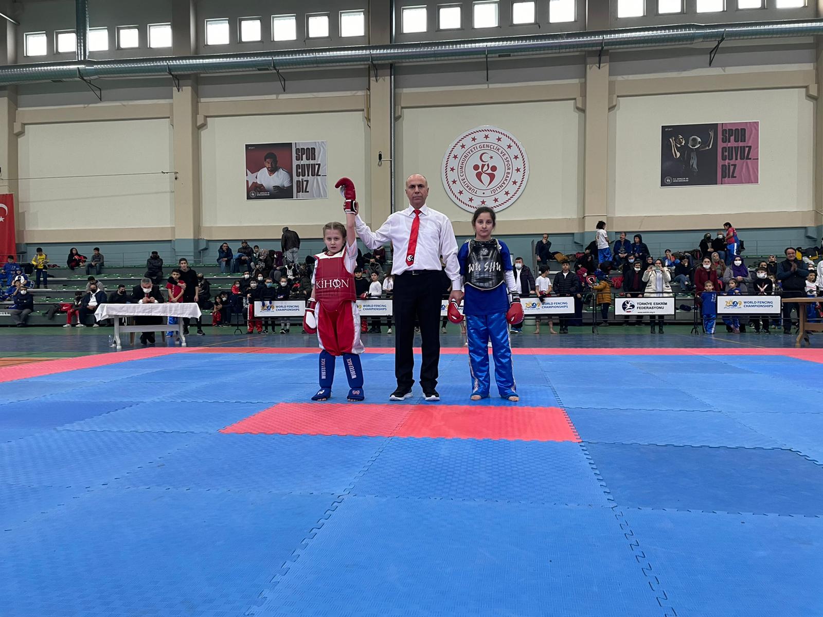 Yıldırımlı sporcular başarıya doymuyor Yıldırımlı sporcular başarıya doymuyor