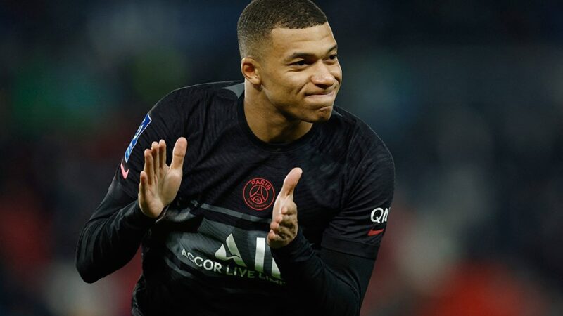 Kylian Mbappe, Real Madrid yolunda Real Madrid, Kylian Mbappe transferinde artık geri sayıma geçti. Alman