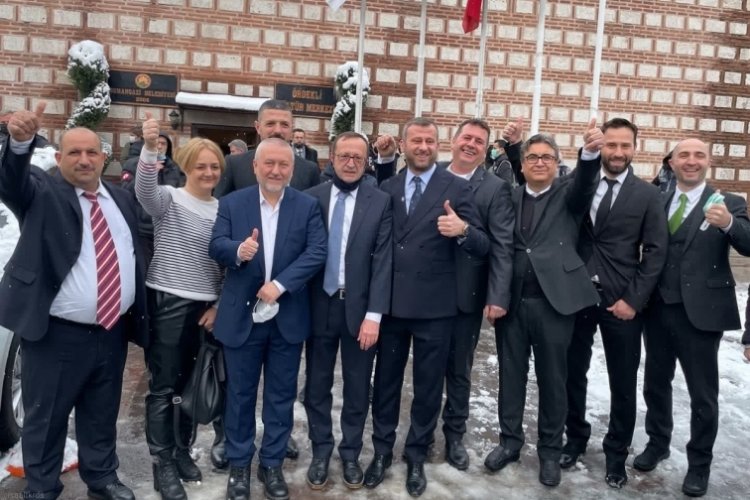 Bursa Kuyumcular Odası’ndan Başkan Altıkardeş güven tazeledi