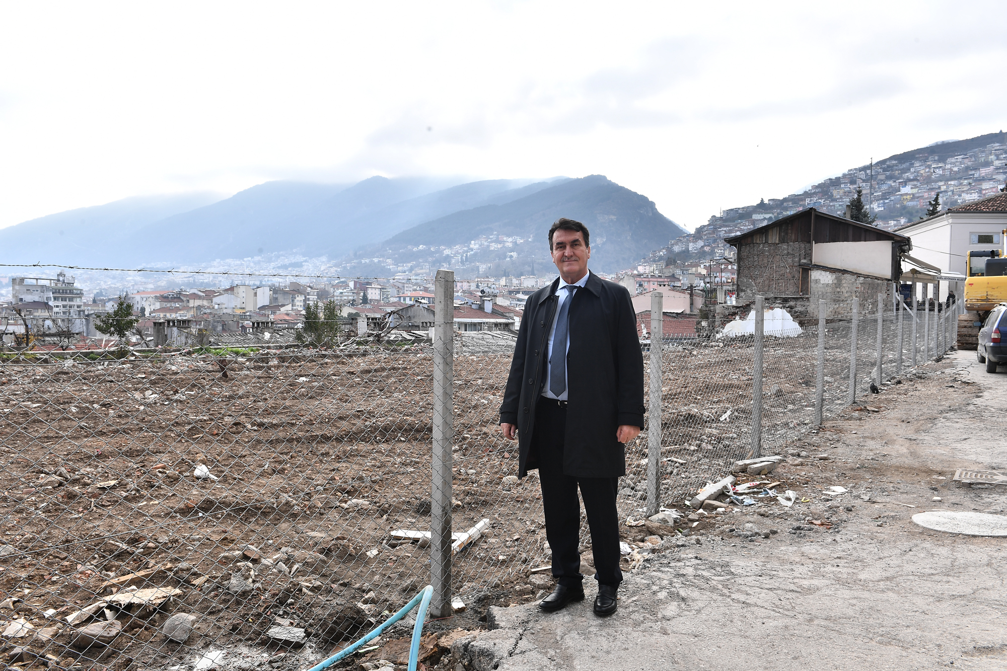 Bursa’nın tarihi kimliği ortaya çıkıyor! Bakın yıkılan binaların yerine ne olacak?