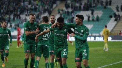 Bursaspor kötü gidişata dur demek istiyor