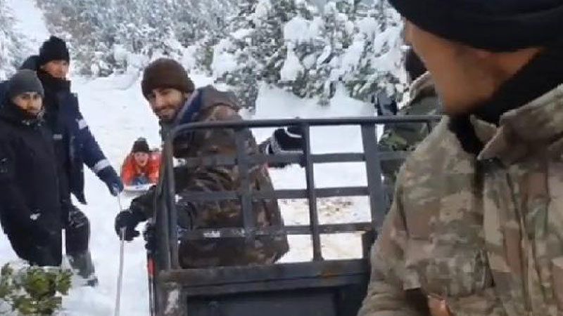 Bursa’da tehlikeli kar eğlencesi Bursa’da tehlikeli kar eğlencesi