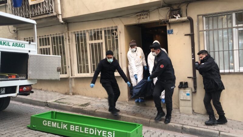 Bursa’daki cinayetin sebebi belli oldu Bursa Gemlik’te alkol masasında arkadaşını öldüren zanlı, emniyetteki işlemlerinin ardından