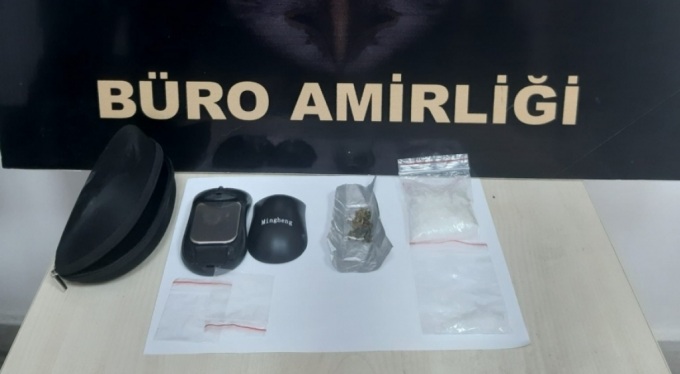 Bursa’da polisin gözünden kaçmadı! Mouse içine saklanmışlar