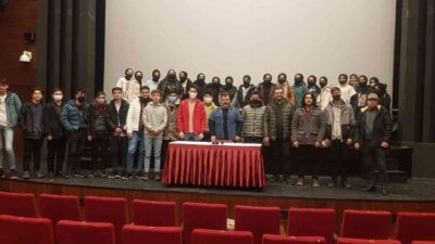 Genç sinemacılar bu atölyede yetişiyor