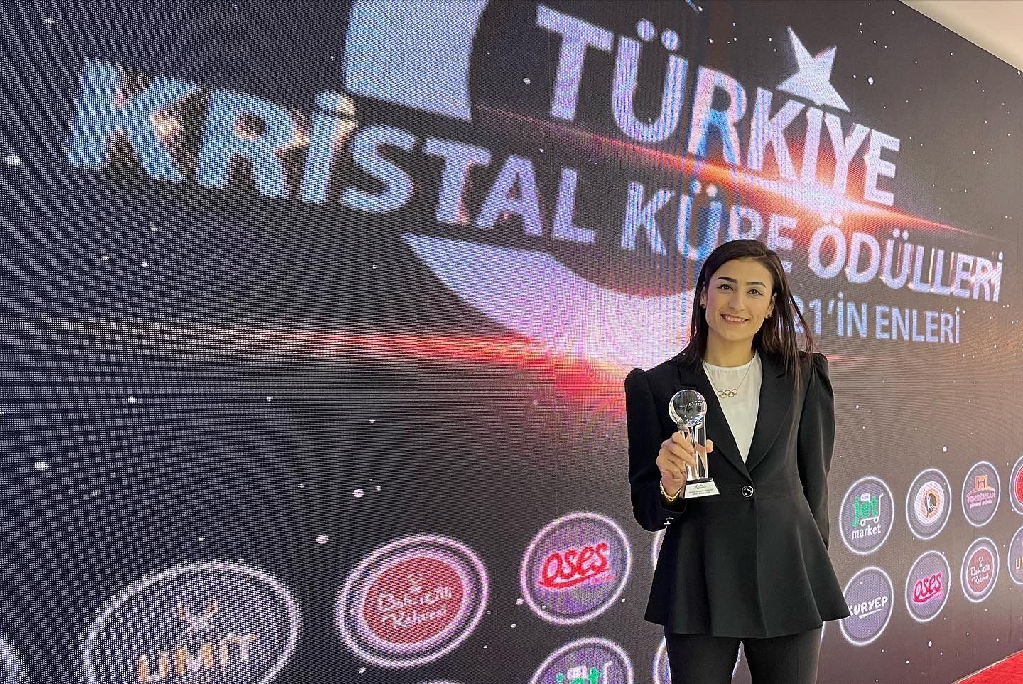 Hatice Kübra, Bursa’ya yeni bir gurur yaşattı Hatice Kübra, Bursa’ya yeni bir gurur yaşattı