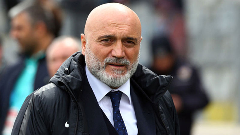 Hikmet Karaman’dan Bursaspor açıklaması: Belki şampiyon olacaktık Hikmet Karaman’dan Bursaspor açıklaması: Belki şampiyon olacaktık