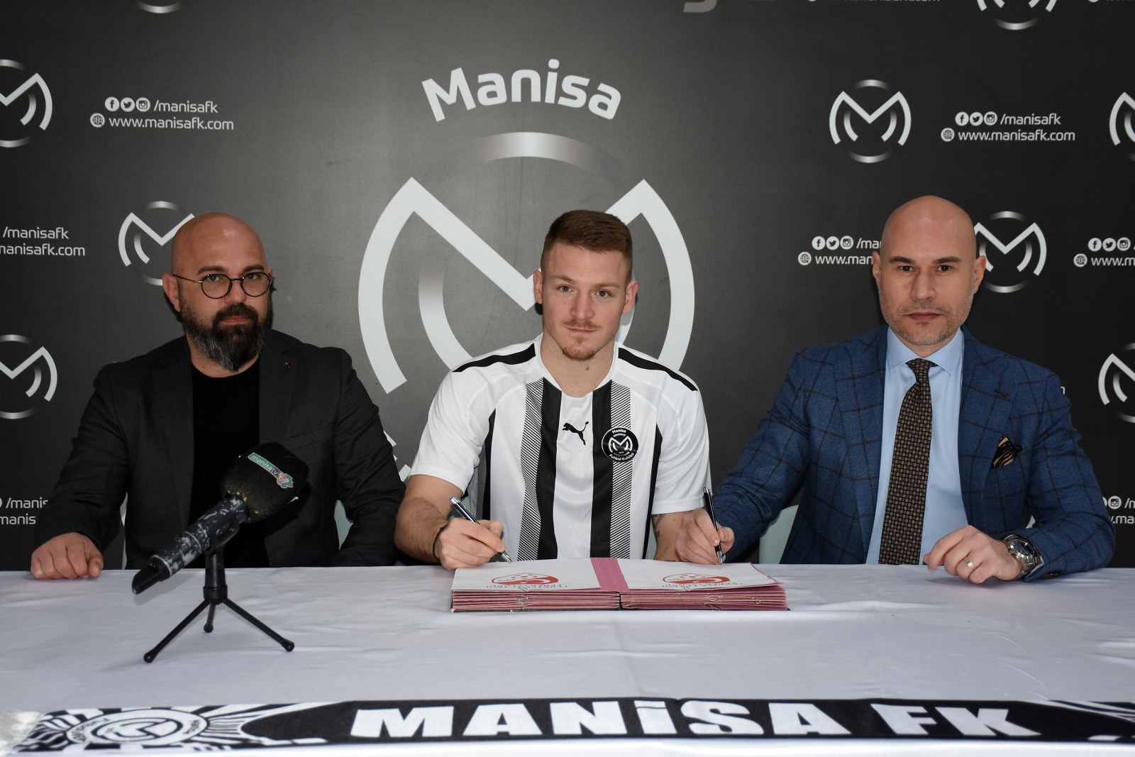 Bursaspor’un ‘anlaştık’ dediği oyuncu imza attı! Bakın nereye? Bursaspor’un ‘anlaştık’ dediği oyuncu imza attı! Bakın nereye?