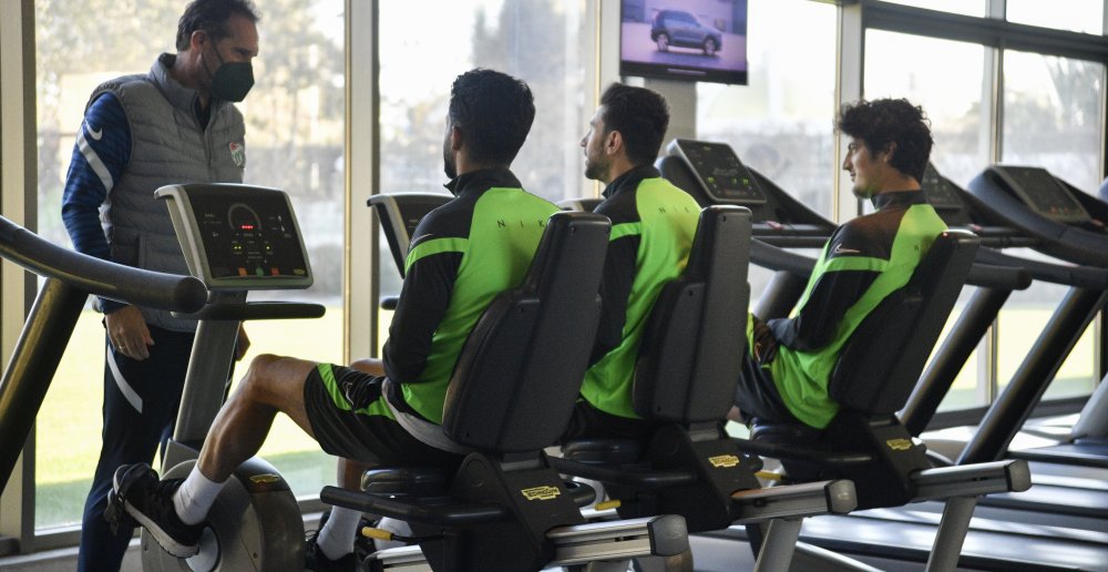 Bursaspor salonda kuvvet çalıştı Bursaspor salonda kuvvet çalıştı