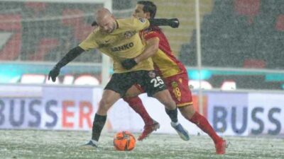 Süper Lig maçı yarıda kaldı!