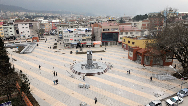 Bursa’ya yeni çehre! 500’e yakın kaçak yapı yıkılacak, yeni meydan yaz sonunda hizmete açılacak
