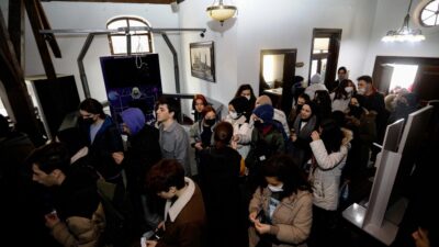 İnegöl’de nöbetçi kitaphanelerde sınav yoğunluğu