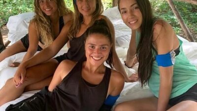 Cesur pozları akılları aldı!