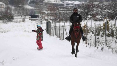 Bursa’da atla snowboard! Görüntüleri mutlaka izleyin…