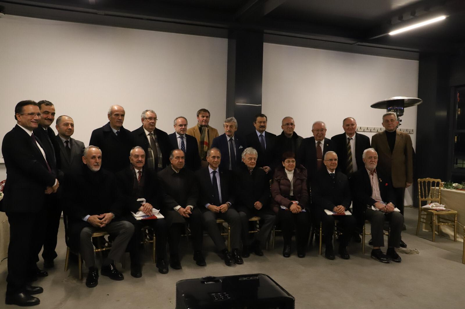 Çarşılarda Bursa, sokaklarda Türk anıları! Güçlü bir yapı doğdu…