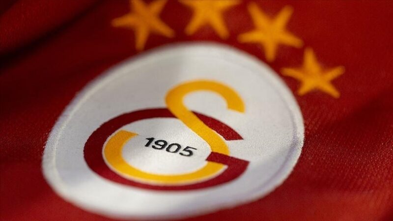 Galatasaray Kulübü, futbolcu Taylan Antalyalı, yardımcı antrenör Selçuk İnan ve