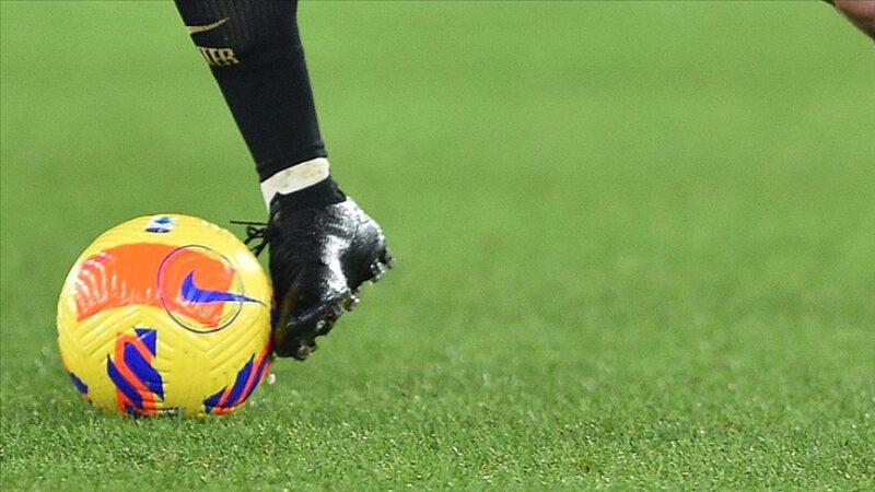İtalya Birinci Futbol Ligi'nde Bologna-Inter müsabakası ev sahibi takımın maça
