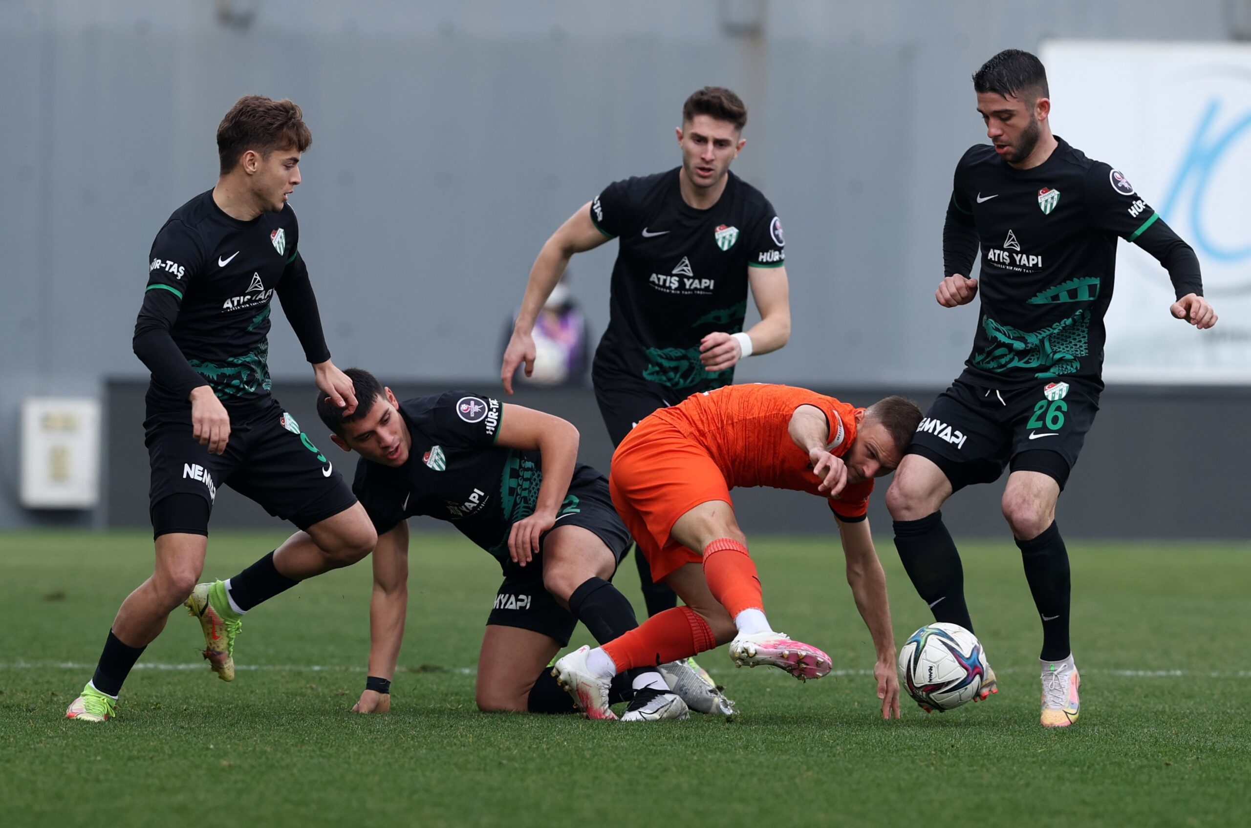 1.Lig’de Timsah’a ağır darbe! Bu maçta herşey var… 1.Lig’de Timsah’a ağır darbe! Bu maçta herşey var…