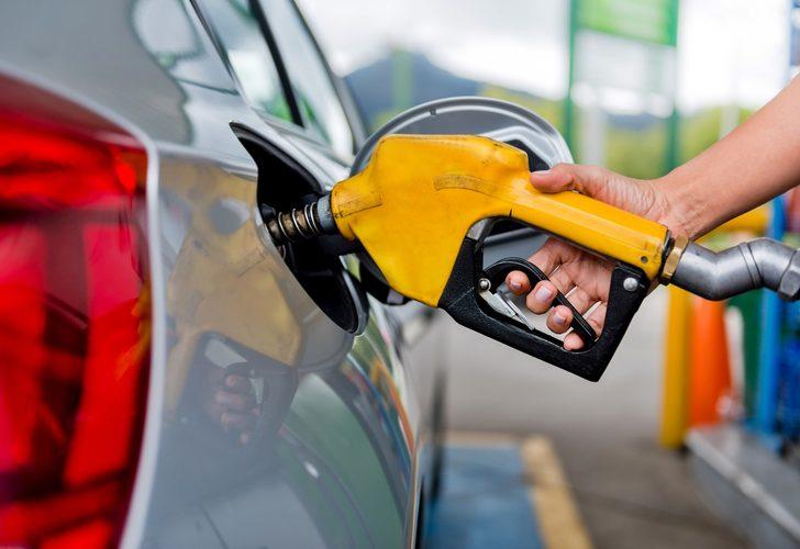 Benzin ve motorine yine zam gelecek mi? Uzmanlardan dikkat çeken akaryakıt açıklaması