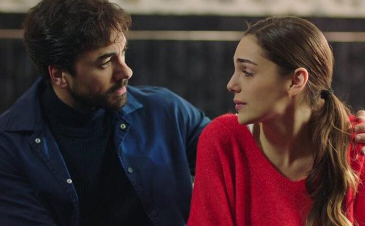Kalp Yarası final yapıyor! Yağmur Tanrısevsin’den şaşırtan açıklama ATV ekranlarında izleyicilerle buluşan "Kalp Yarası" final kararı almıştı. 32.