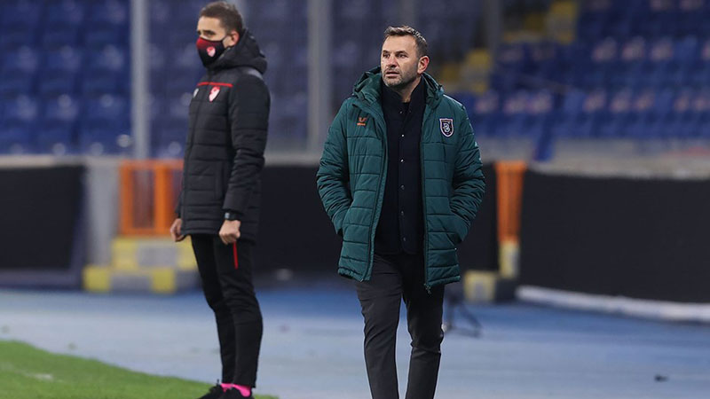 Okan Buruk: Galatasaray’dan haber bekliyorum Okan Buruk: Galatasaray’dan haber bekliyorum