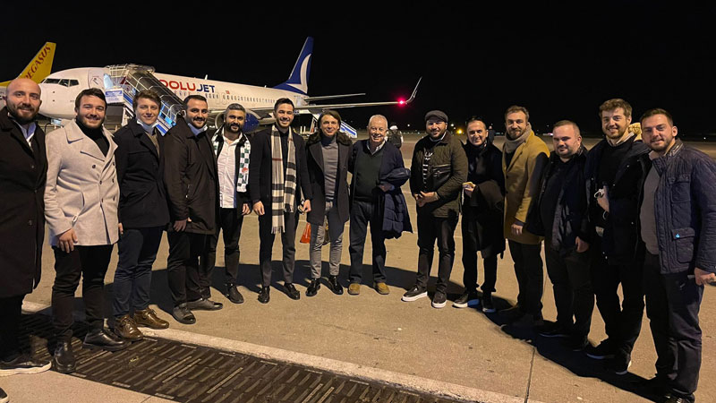 Bursaspor’da camia omuz omuza verdi