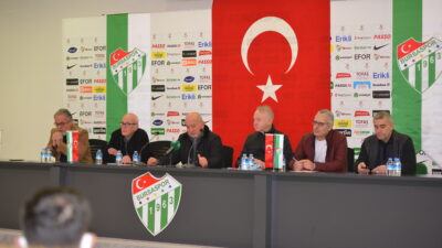 Bursaspor’da kongre ertelendi… Kulüpten açıklama!
